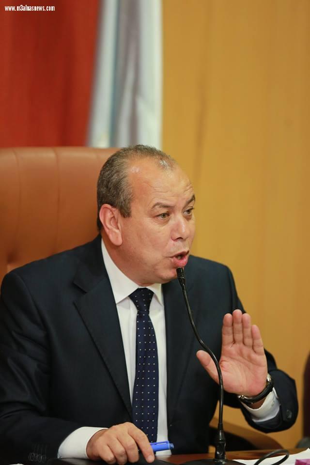 محافظ كفرالشيخ يعفى 3 مستشارين بالمحافظة ترشيدا للإنفاق