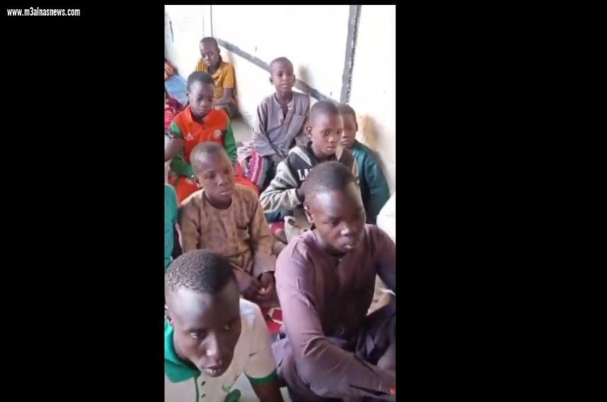 درس تعليمى فى مدرسة الدار الإسلامية بالنيجر  لشرح مقال الأستاذ على الشرفاء :قراءة قرآنية فى تهنئة غير المسلمين 