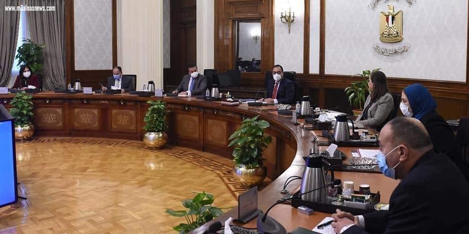 رئيس الوزراء يتابع الخطوات الأخيرة استعدادا لإطلاق استراتيجية تنمية الأسرة المصرية