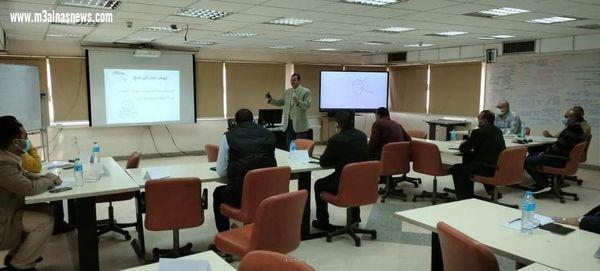 ثلاث دورات متنوعة ينظمها مركز التنمية المحلية بسقارة.