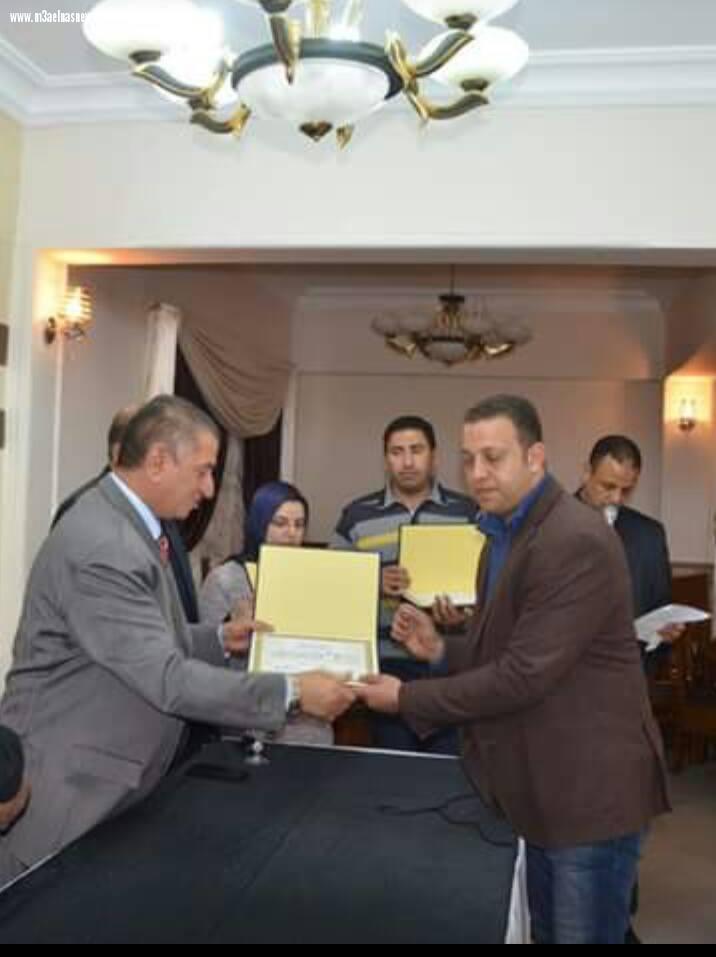 محافظ كفرالشيخ ومدير الأمن يكرمان فريق البحث الجنائى لنجاحهم فى إعادة طفل مختطف فى 4 ساعات