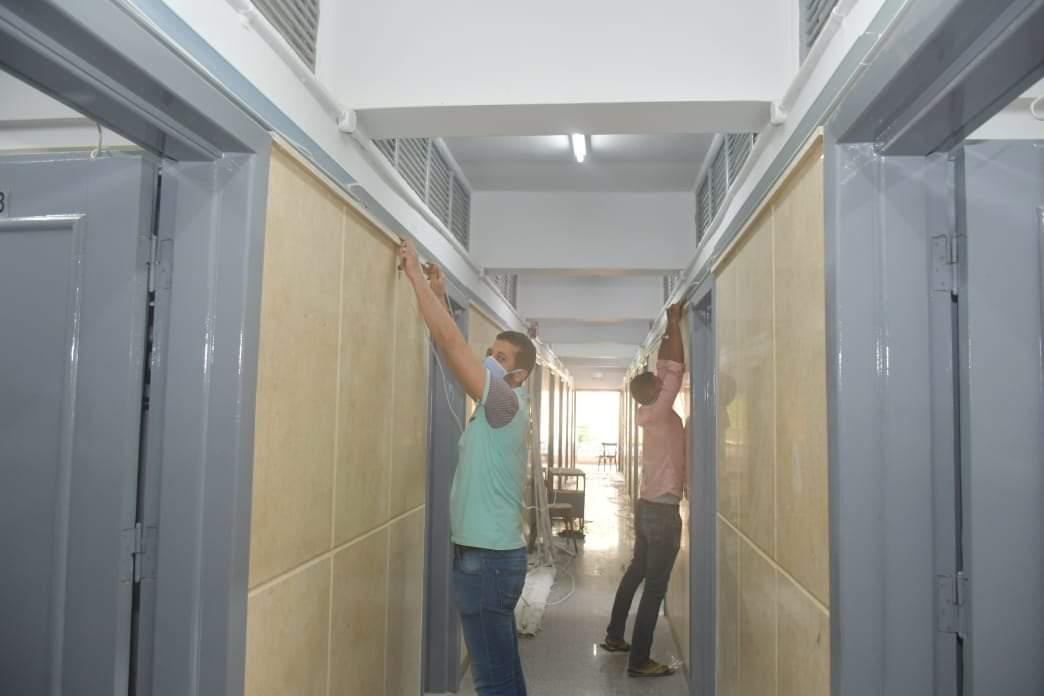 جامعة القاهرة توفر شاشات تليفزيون للعائدين من الخارج أثناء فترة عزلهم الاحتياطي