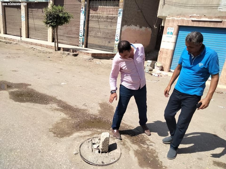 حملات للنظافة ورفع الاشغالات ومراجعة غرف الصرف الصحي بالحامول بكفر الشيخ
