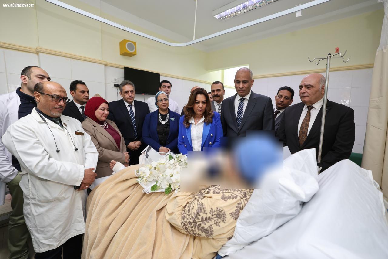 وزيرة التنمية المحلية تقرر نقل حكمت الباز لمستشفى الحروق بالقاهرة