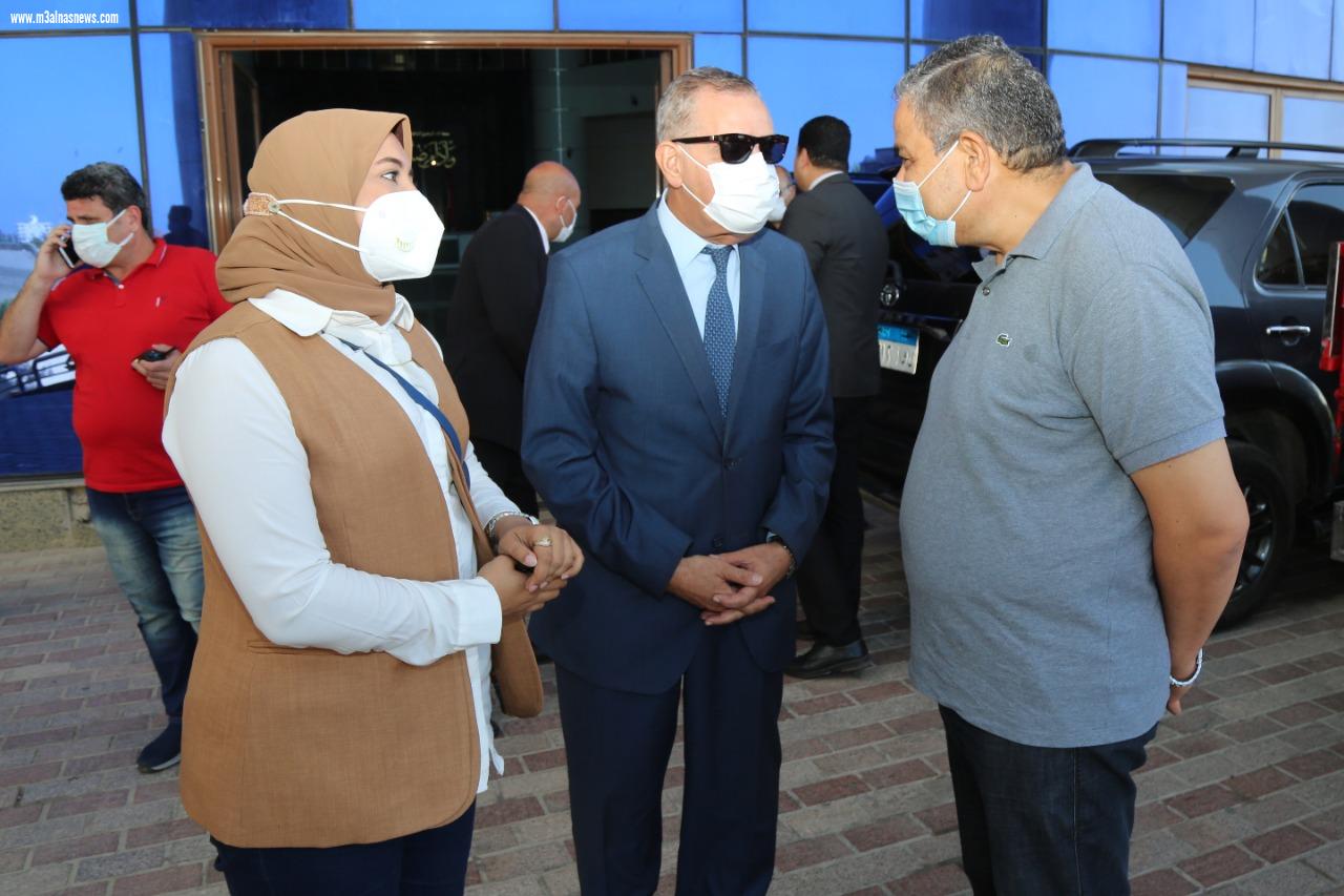 نقل المصابين من لاعبي فريق دسوق لكرة السرعة لمستشفى كفر الشيخ الجامعي