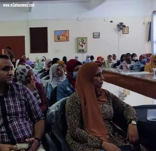 ندوة تثقيفية توعوية لطلاب جامعة جنوب الوادي