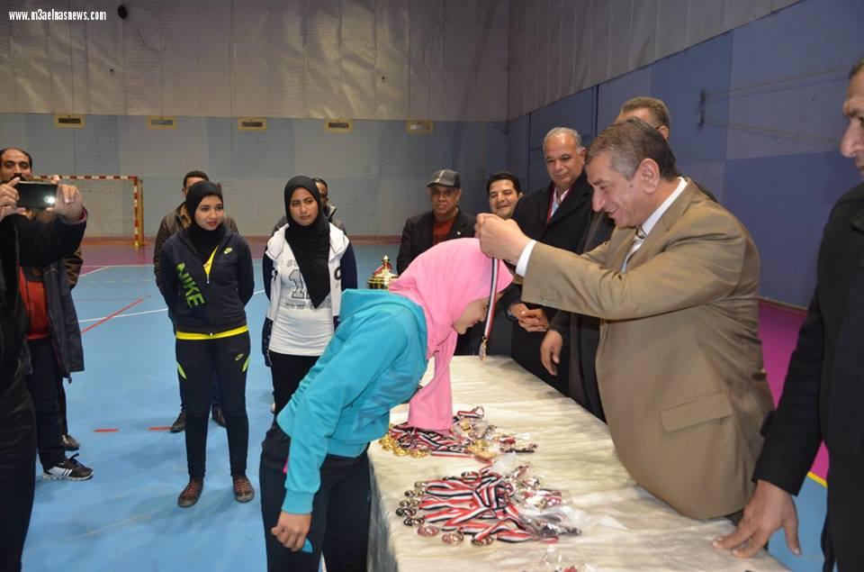 محافظ كفرالشيخ يشهد ختام البطولة المفتوحة للقوى البدنية ويكرم الفائزين.. 