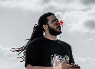 «دكتور المزيكا» يستعد لطرح أول ميني ألبوم غنائي