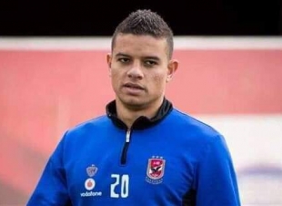 سعد سمير يوقع للاهلى على بياض لثلاث مواسم جديدة 