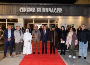 حجر الرحى ... العين أول من رأت الأحلام ... فيلم إماراتي يوثق حياة وإنجازات الشيخ زايد