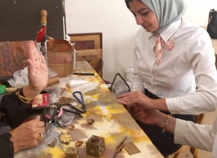 دورة تدريبية على صناعة الحلي من النحاس والفضة بكلية التربية النوعية بكفر الشيخ