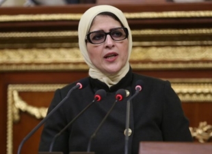 هالة الزايد..المحافظات الأكثر فقرا تتمتع بنسبة أكبر للحصول علي خدمة القوافل العلاجية