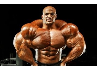 جمال نورالدين.. بيج رامي فخر مصر والعرب وسنكرمه فور وصوله للمحافظة 