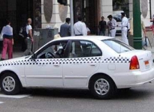 : التوك توك والتاكسي يندرجان تحت قرار الإلزام بارتداء الكمامة