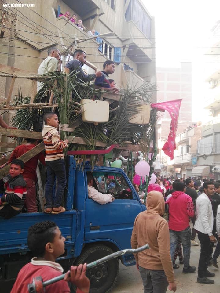 حرفيو دسوق يحتفلون بالمولد النبوى على طريقتهم الخاصة