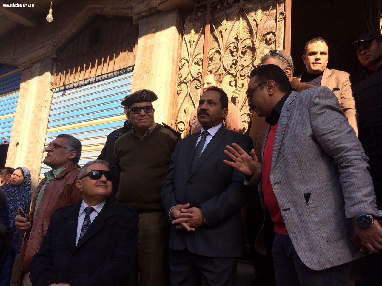 بعد انتشال جثة شاب وشقيقته.. ارتفاع ضحايا عقار عزبة الصفيح بالدقهلية لـ5 .. 