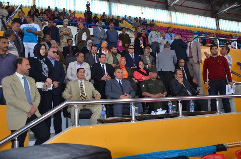 محافظ كفرالشيخ يكرم المتميزين دولياً من أبناء المحافظة ويشهد تقييم العروض الرياضية بمدارس التربية والتعليم