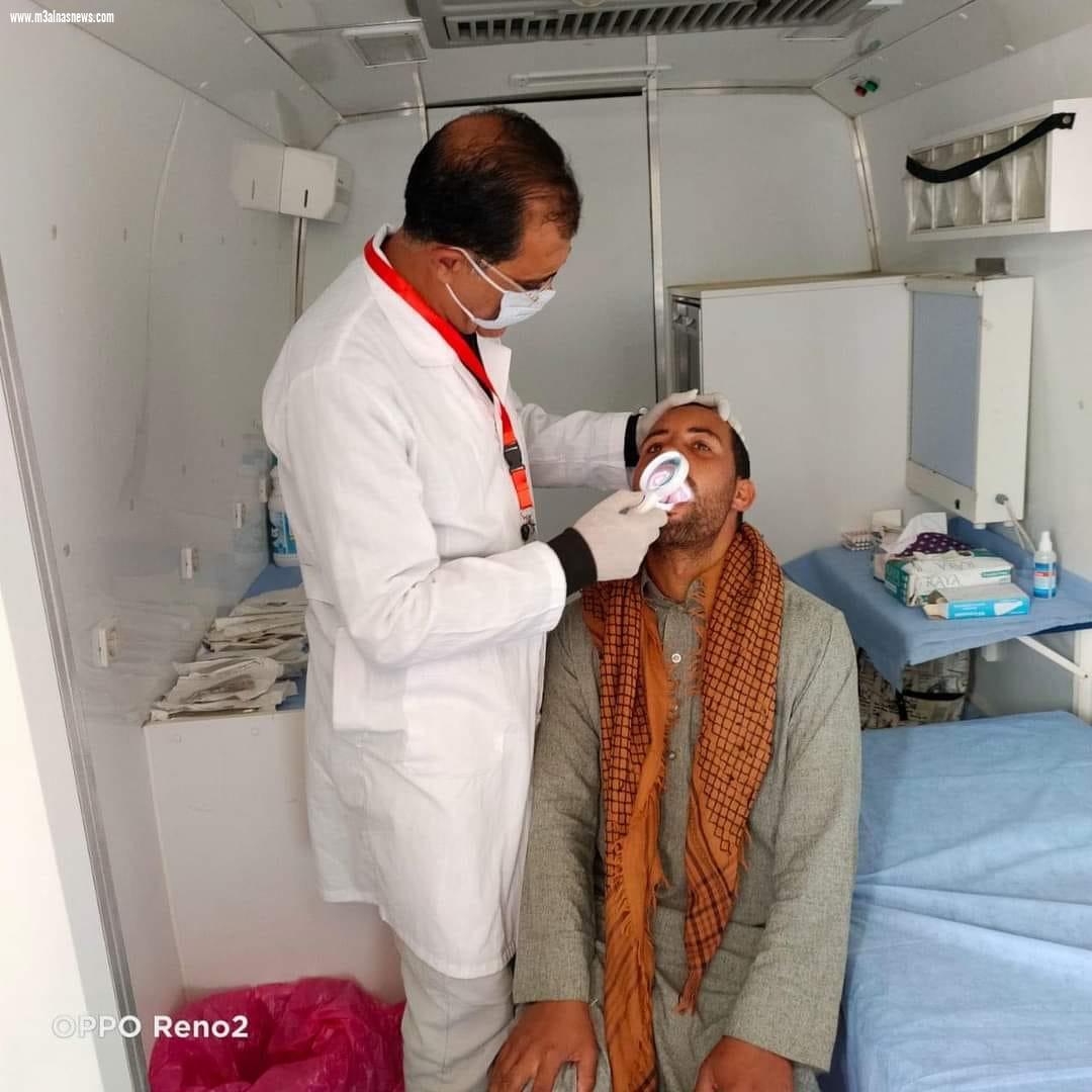 الكشف علي ٢٢٢ مريض بقافلة طبية بقرية الحلازين مركز مطروح
