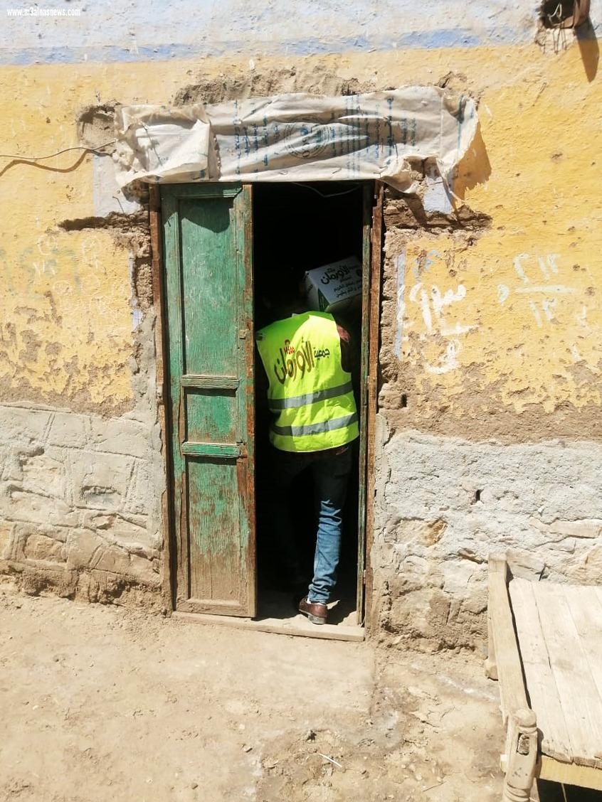 تضامن كفر الشيخ:  توزيع كراتين غذائية على الأسر الأولى بالرعاية في 50 قرية بكفر الشيخ