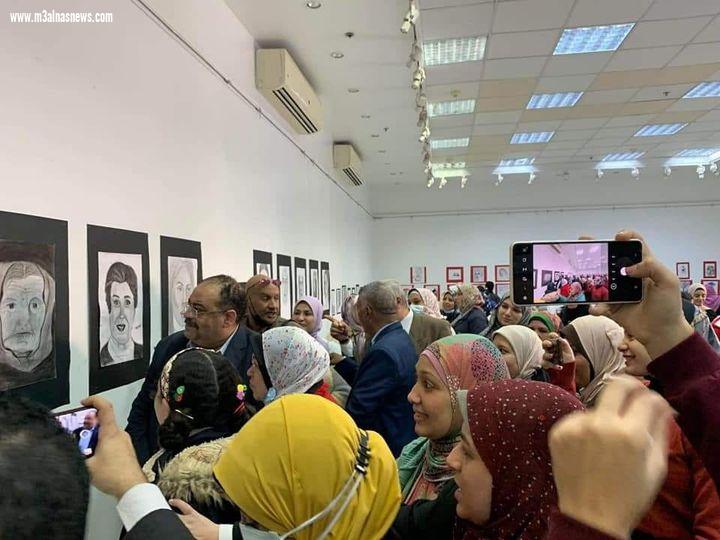 إفتتاح معرض 