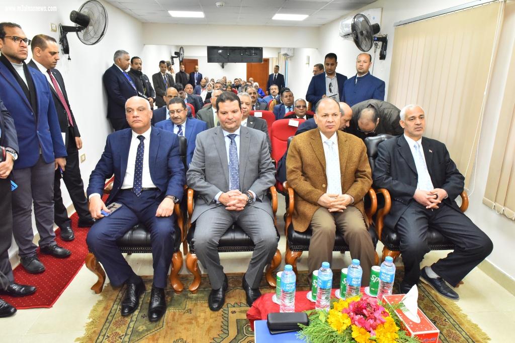 نائب وزير المالية ومحافظ أسيوط يفتتحان أعمال تطوير ورفع كفاءة مبنى المديرية المالية