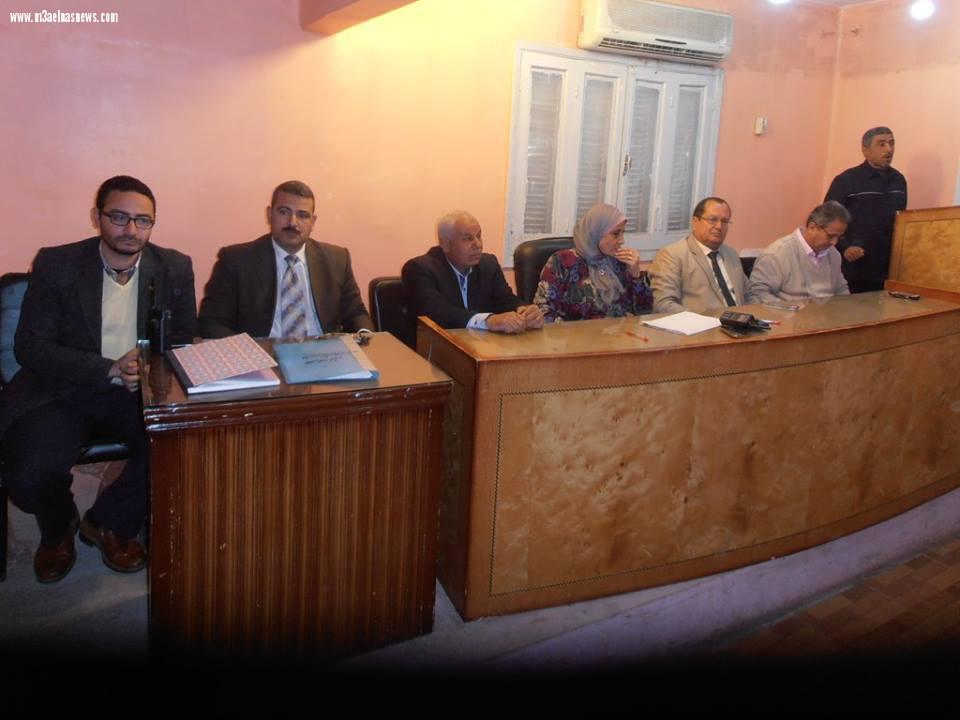 عايدة ماضي تكرّم 5 قيادات بالحامول بينهم نائب رئيس المركز لبلوغهم سن المعاش.. 