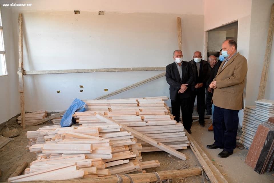 خلال جولة ميدانية .. محافظ أسيوط يتفقد أعمال إنشاء مدرسة 30 يونيو الرسمية بحي غرب