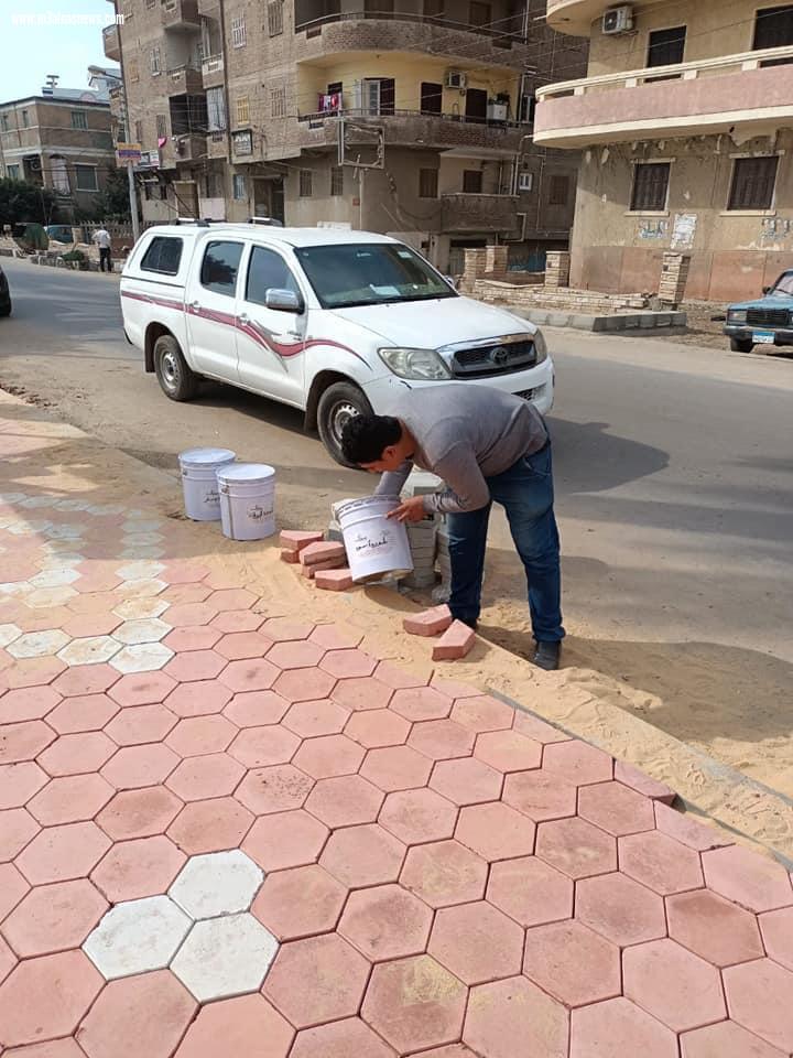 استمرار أعمال الرصف ورفع كفاءة الطرق بشوارع مدن وقرى كفر الشيخ