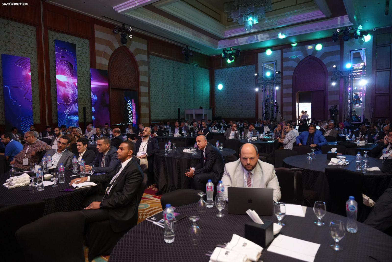 الجريمة الإلكترونية والمعاملات المصرفية والذكاء الاصطناعي..ثلاثية رعب ناقشتها جلسة بمؤتمر  caisec23