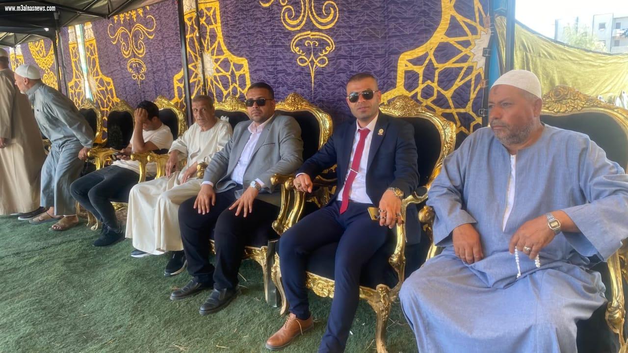المهندس حسن الشيخ يشارك في أفراح عائلات داوود بقرية 59 الخاشعة