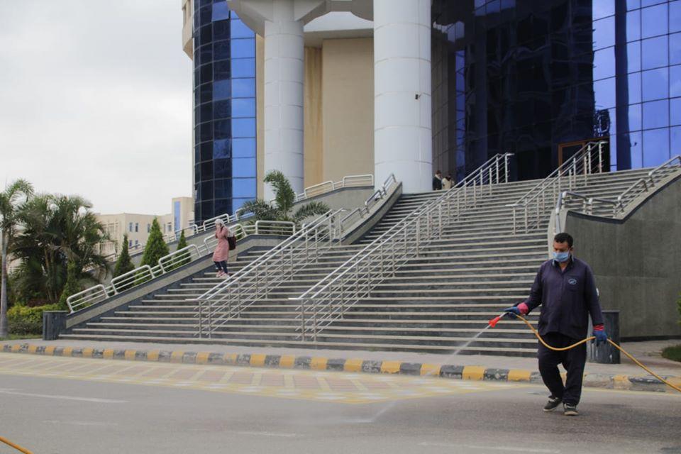 النور تواصل تطهير وتعقيم مستشفى كفر الشيخ الجامعي لمواجهة كورونا