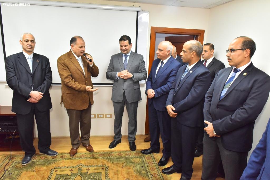 نائب وزير المالية ومحافظ أسيوط يفتتحان أعمال تطوير ورفع كفاءة مبنى المديرية المالية