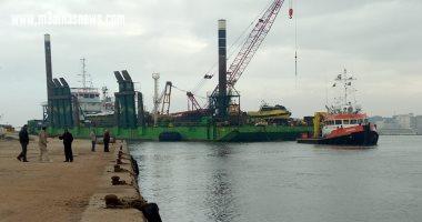 الطقس السئ يضرب كفر الشيخ وتوقف الصيد بميناء البرلس والثلوج تغطى شوارع القرى الساحلية