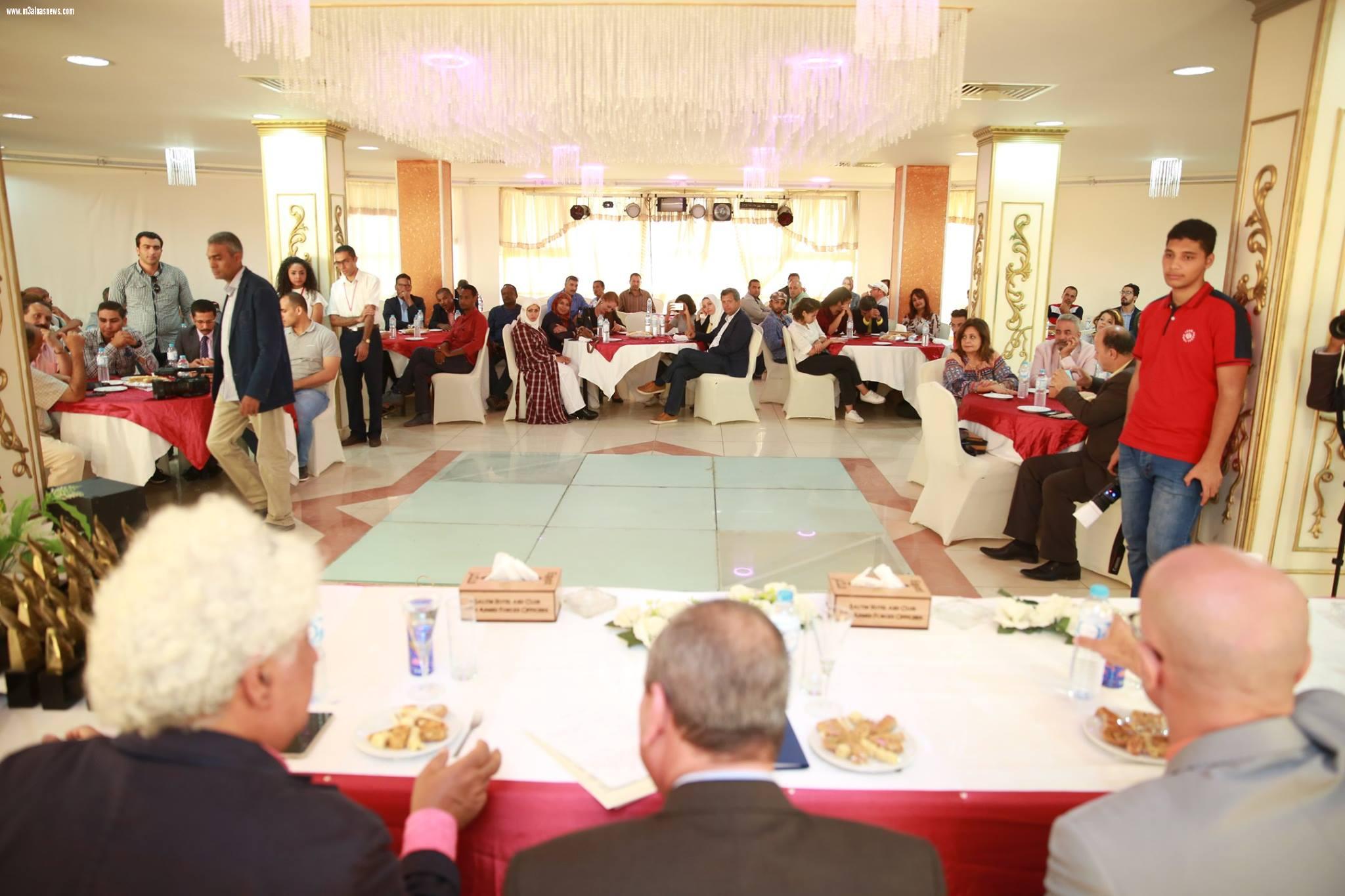 محافظ كفرالشيخ يشهد فعاليات ملتقي البرلس الدولى الخامس للرسم على الحوائط والمراكب ويكرم 42 فنان تشكيلى من 18 دولة