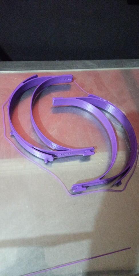 تصنيع كمامه على ماكينة طباعه ثلاثيه الأبعاد كتطبيق جديد لطلاب هندسه حلوان... تصميم شركه Prusa العالميه