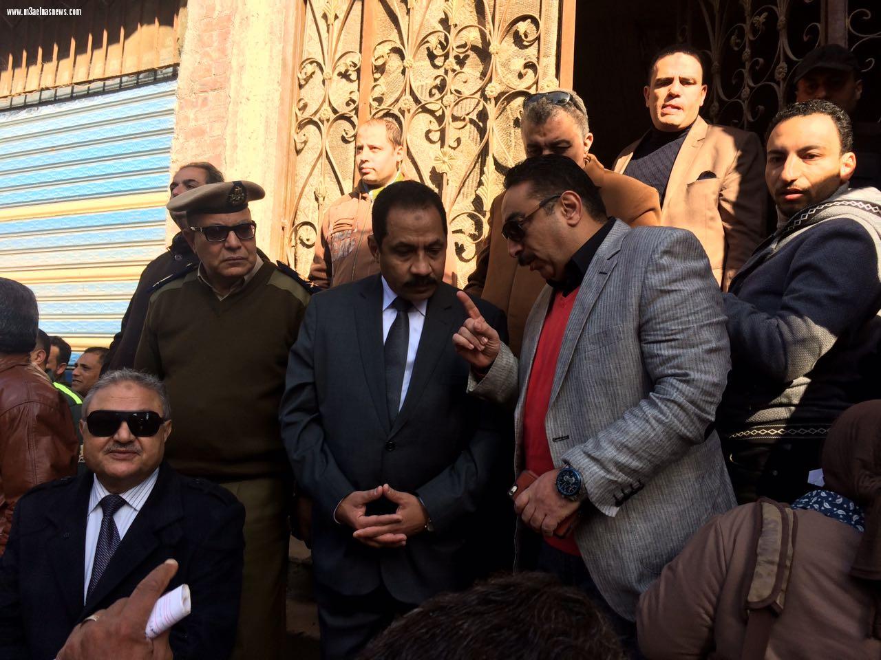 بعد انتشال جثة شاب وشقيقته.. ارتفاع ضحايا عقار عزبة الصفيح بالدقهلية لـ5 .. 