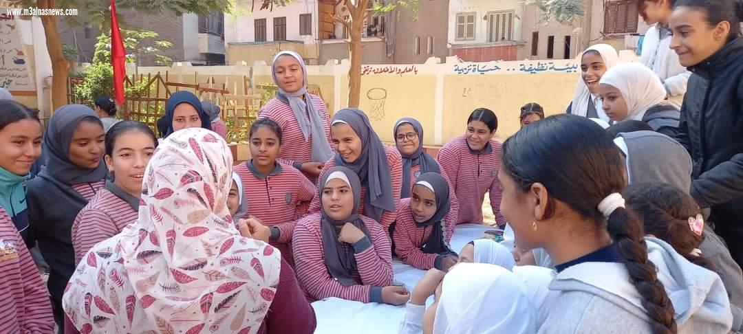 إقبال جماهيري كبير علي قافلة مدارسنا بالألوان لثقافة أحمد بهاء الدين