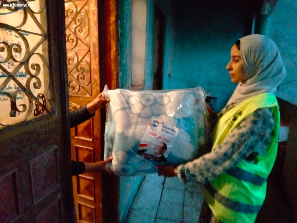 مستقبل وطن بكفرالشيخ يوزع 150 بطانية ضمن مبادرة شتاء دافيء فى مركز دسوق