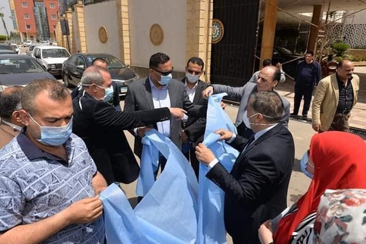محافظ الدقهلية يتفقد مناطق العزل بالمدينه الجامعيه