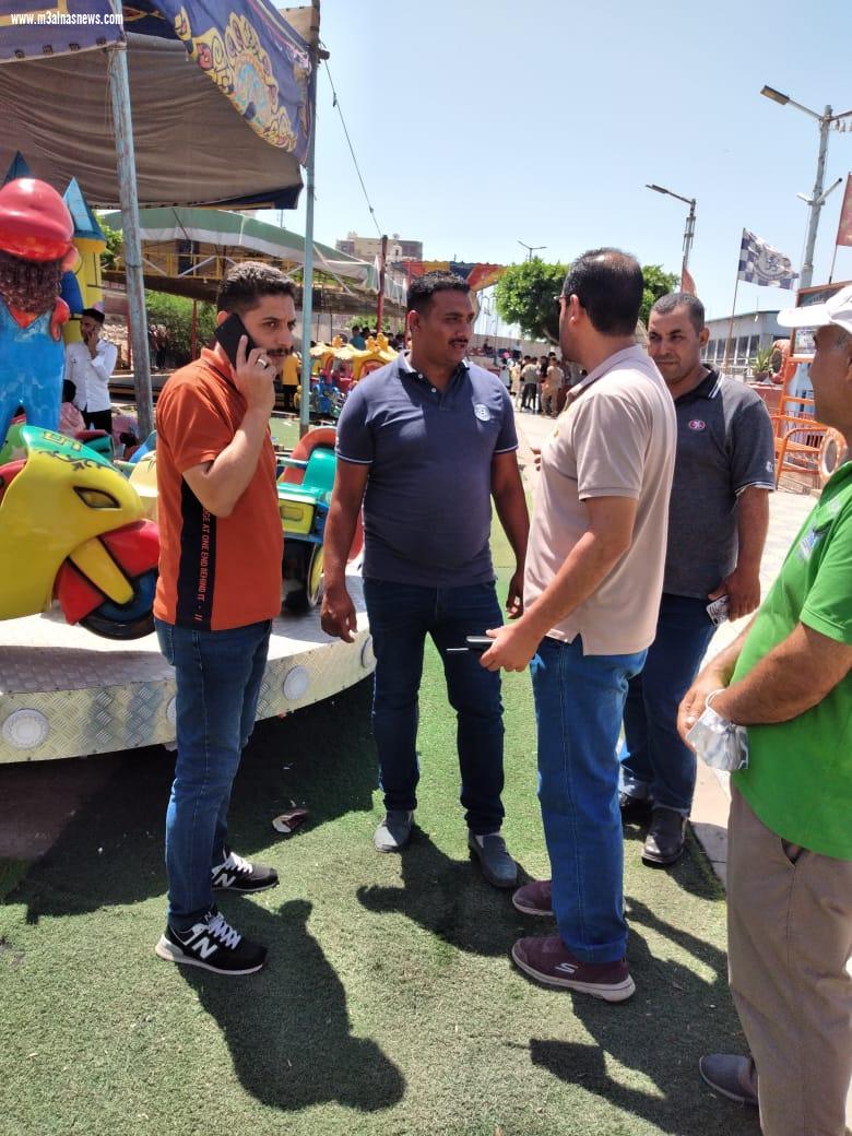 توافد أهالي كفر الشيخ على الحدائق والمنتزهات والرحلات النيلية في أول أيام عيد الأضحى