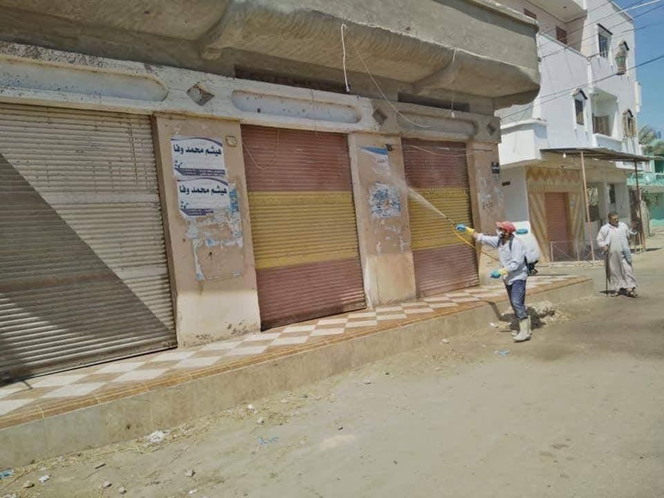 استمرار تطبيق حملات التطهير والتعقيم وفض الأسواق الأسبوعية بمراكز ومدن المحافظة