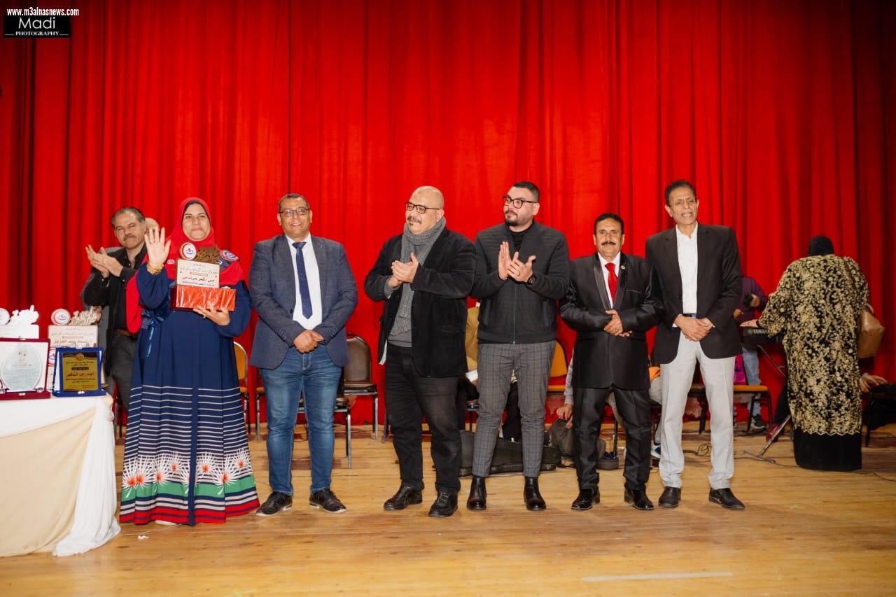 بالصور تكريم 97 طبيبا وأم مثاليه فى الحفل السنوى لمركز الكبد بكفر الشيخ