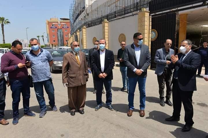 محافظ الدقهلية يتفقد مناطق العزل بالمدينه الجامعيه