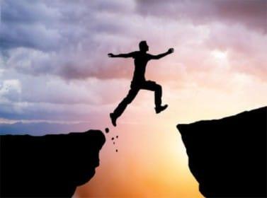 سمية مدغري علوي تكتب..كيف نواجه صعوبات الحياة  