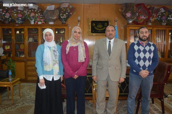 نائب رئيس جامعة الأزهر للوجه القبلي يستقبل فريق التدريب والدعم الفني للتصحيح الإكتروني التابع لمكتب نائب رئيس جامعة الأزهر لشئون التعليم والطلاب بالقاهرة 