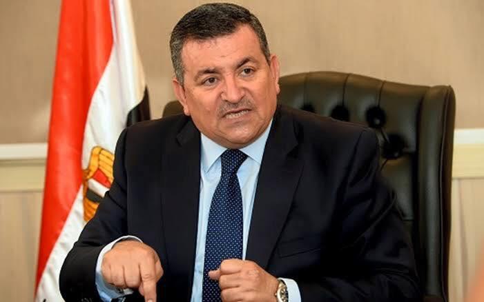 بسبب الزحام الشديد.. قررات جديدة للحكومة خلال ساعات لمكافحة كورونا