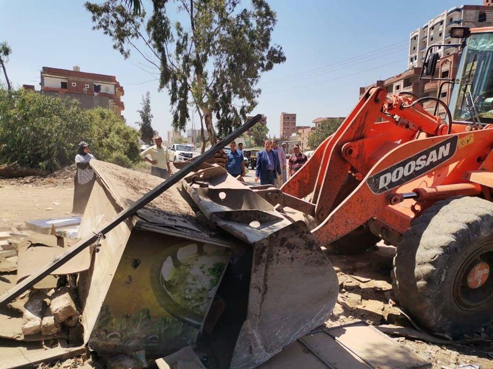 محافظ كفرالشيخ : حملة إزالةالتعديات ومخالفات البناء ورفع الإشغالات بمراكز ومدن المحافظة