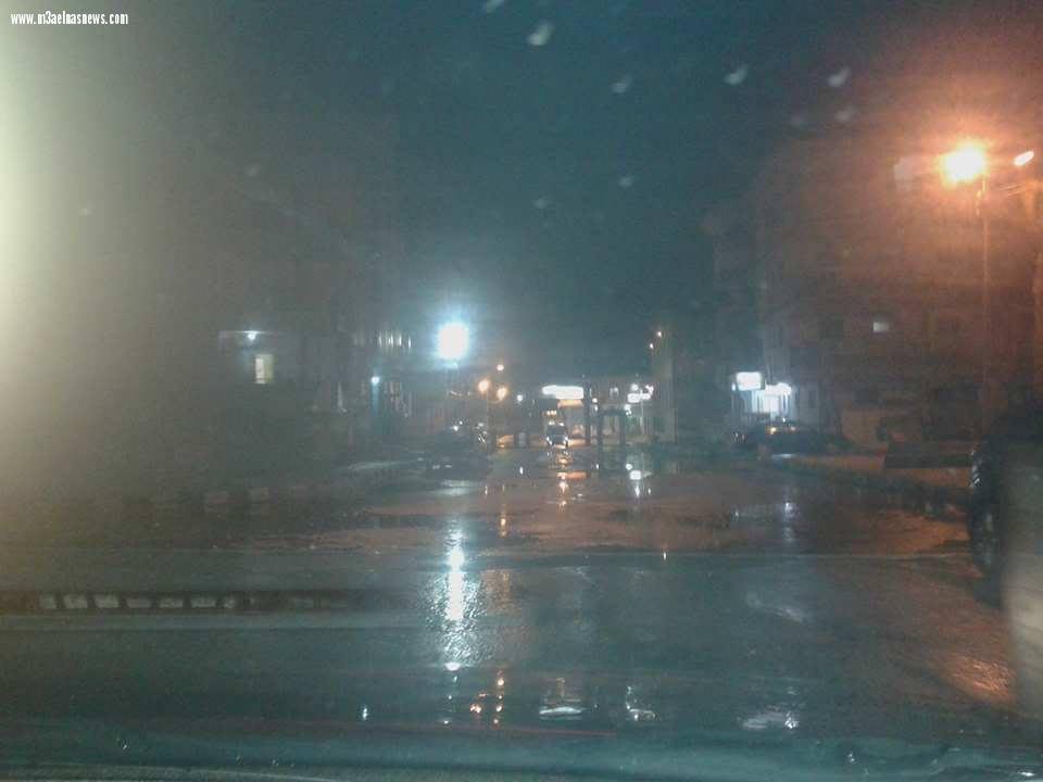 أمطار غزيرة تغرق شوارع مصيف بلطيم . صور