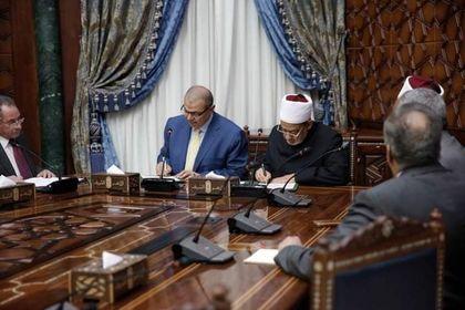 الرئيس السيسي..يوجه بدعم العمالة الغير منتظمة
