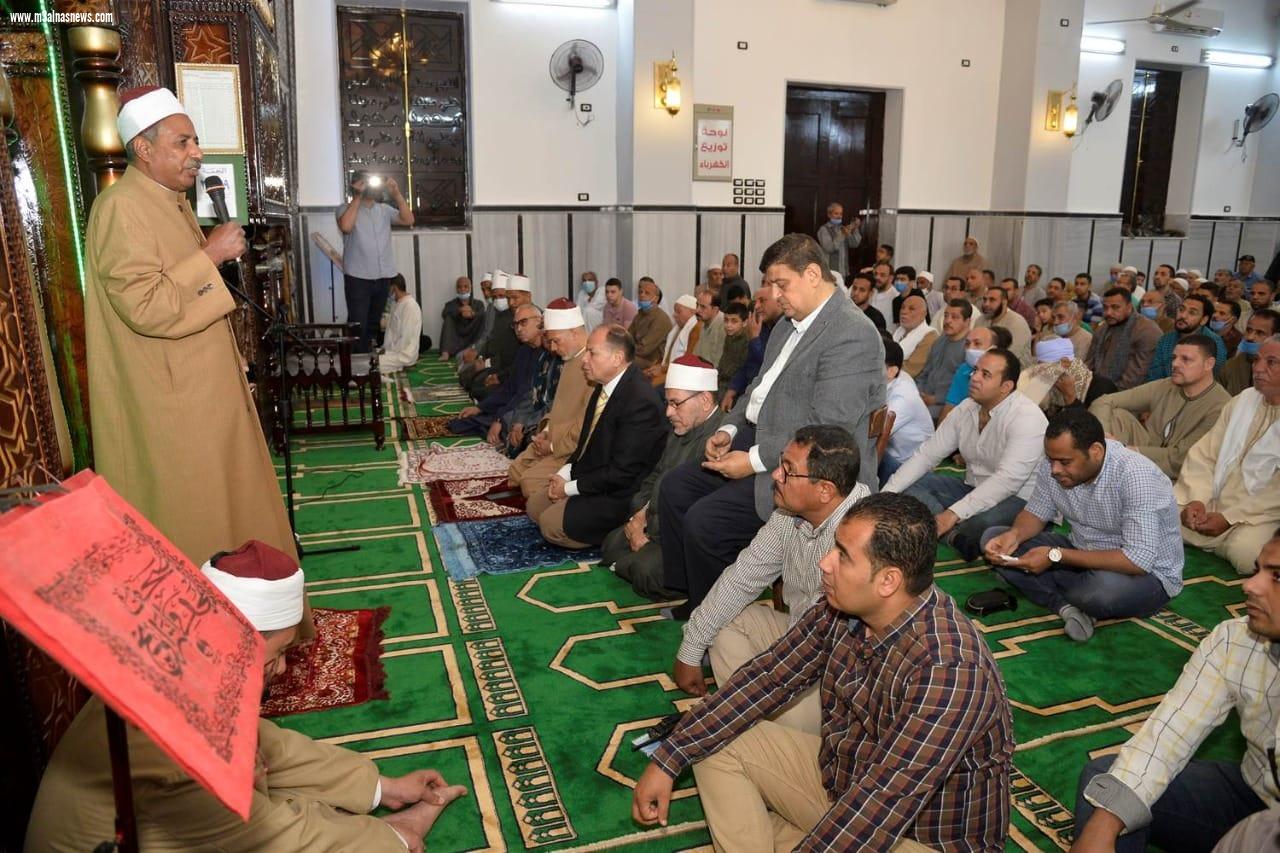 محافظ أسيوط يفتتح مسجد علم الدين الرباطي بمنفلوط بعد تطويره وترميمه ويصلي ظهر الجمعة به